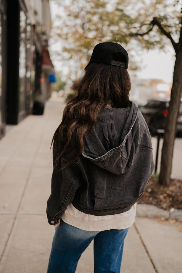 RETRO HOODED DENIM JACKET