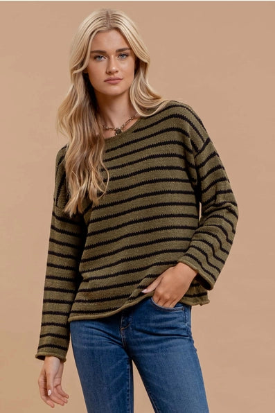 SOFT REFLECTION KNIT SWEATER