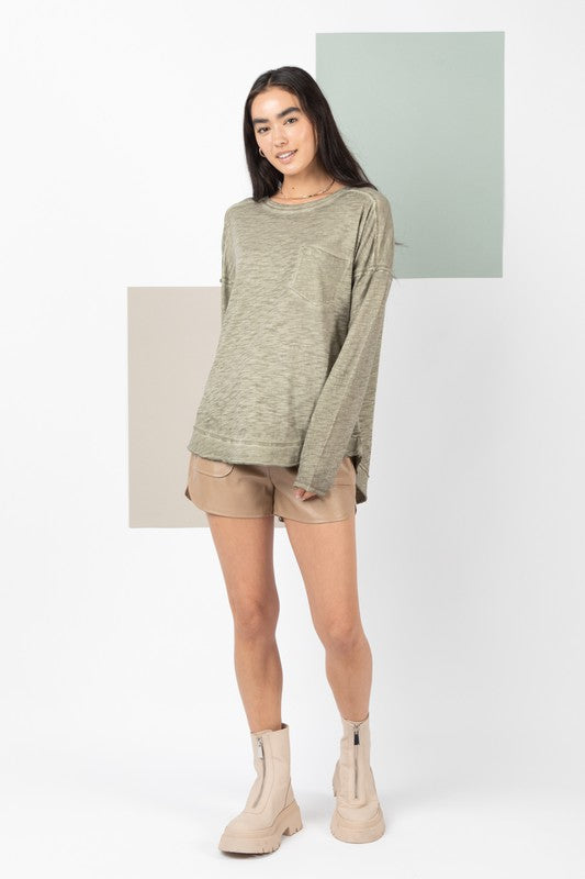 FADDED OUT OVERSIZED KNIT TOP