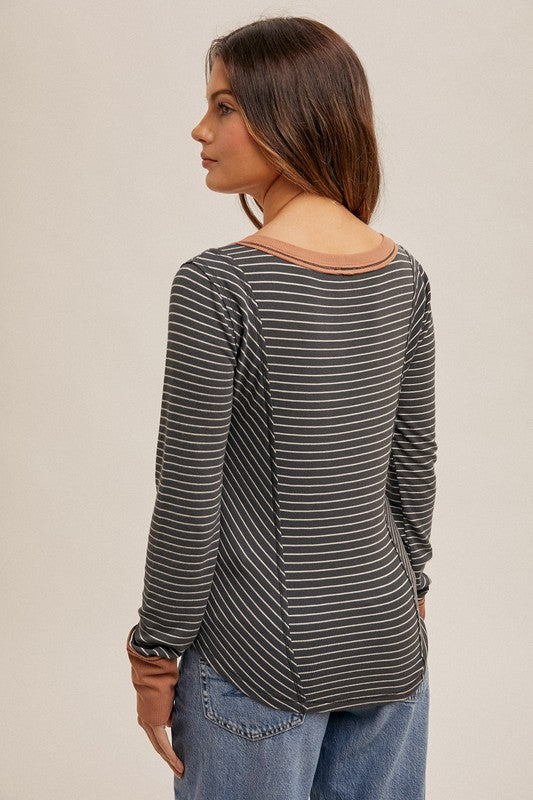 HOLDING ON TIGHT STRIPE TOP