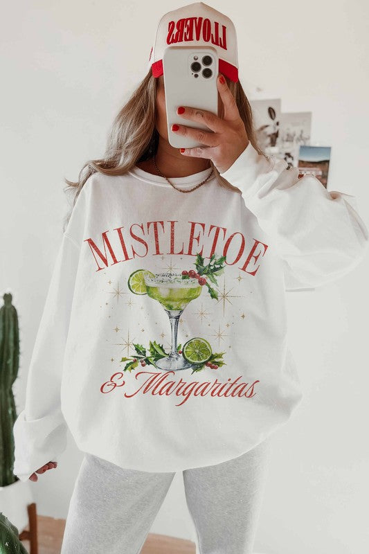 Mistletoe & Margaritas Oversized Sweatshirt – Pre Order