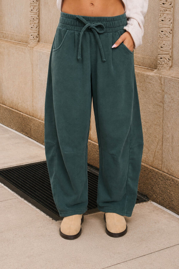The Off the Clock Barrel Pants - Hunter Green