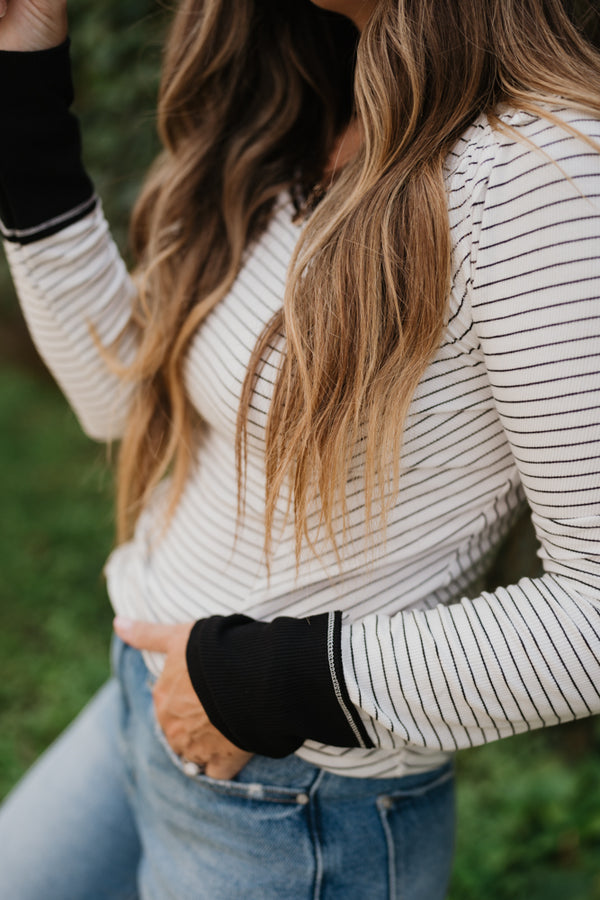 HOLDING ON TIGHT STRIPE TOP