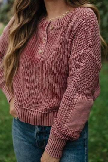 EVERYDAY WONDERS HENLEY CHUNKY KNIT SWEATER