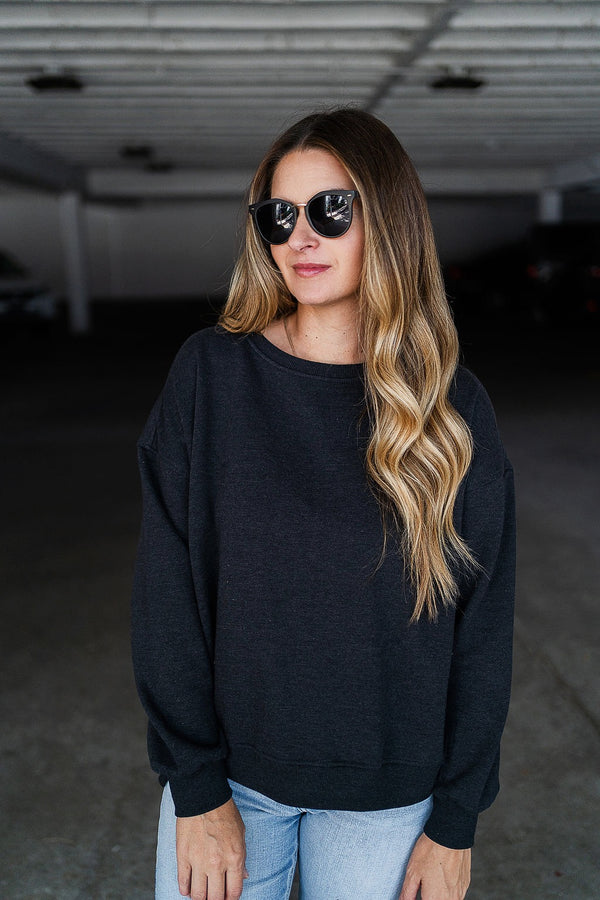 FEELING COMPLETE SWEATSHIRT