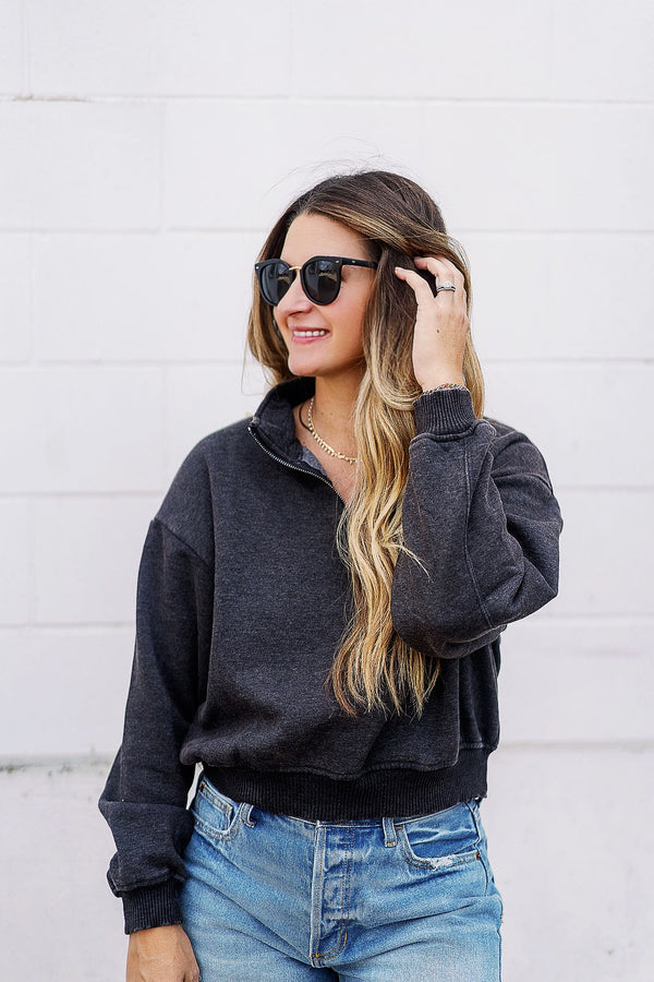 POWER UP HALF ZIP PULLOVER